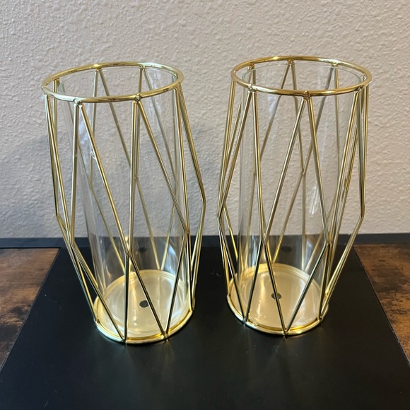 Gold Geometric Modern Flower Vase for Centerpieces (Set of 2) - Picture 3 of 6
